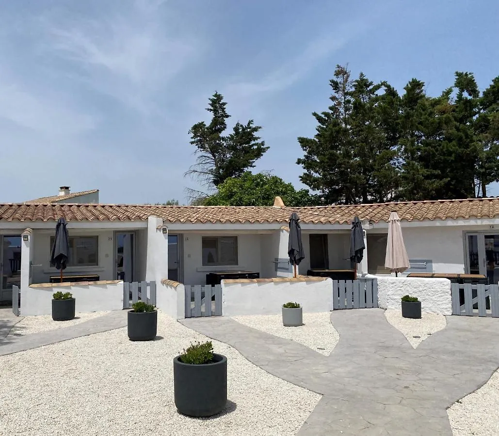 Hotel Mas Des Lys 생트마리들라메르