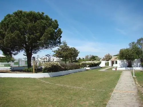 Hotel Mas Des Lys Saintes-Maries-de-La-Mer Frankreich
