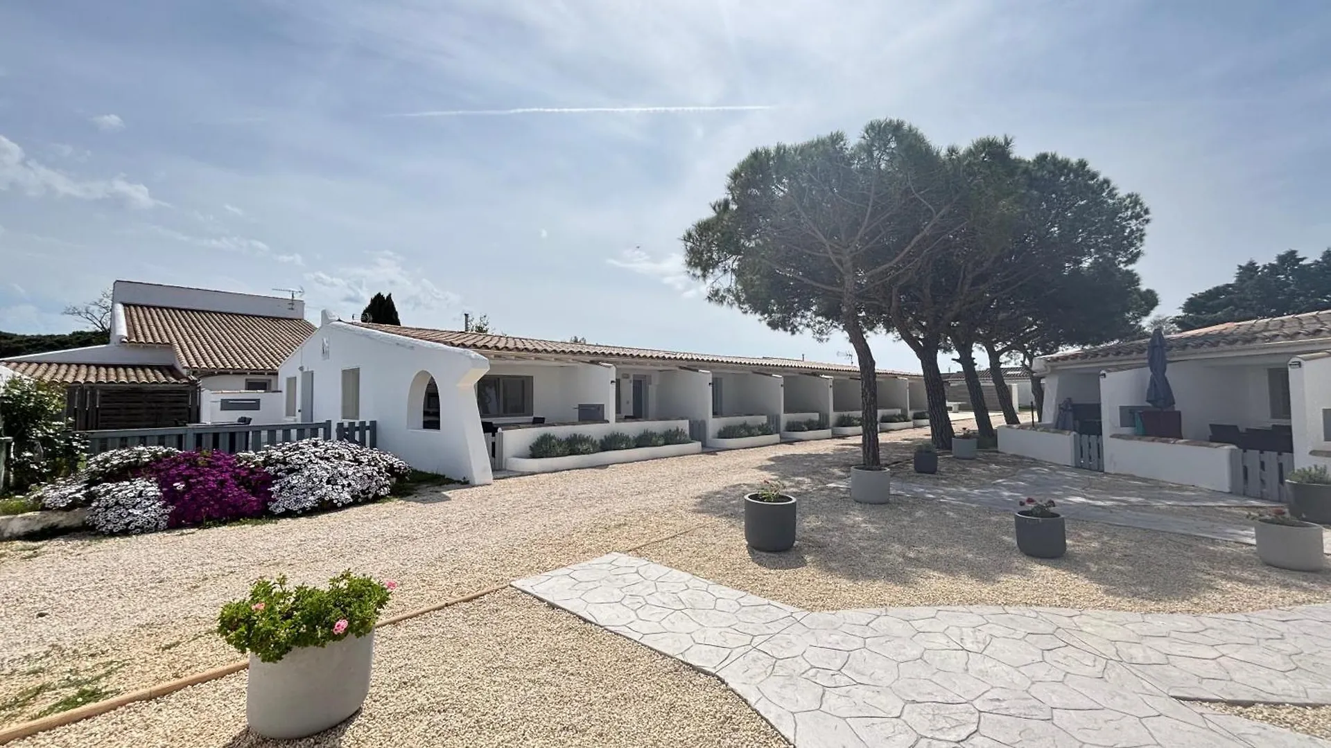 Hotel Mas Des Lys Saintes-Maries-de-La-Mer Frankreich