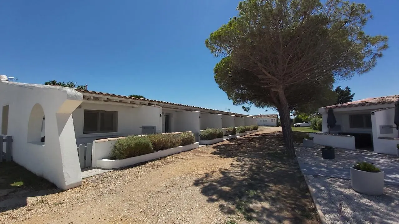***  Hotel Mas Des Lys Saintes-Maries-de-la-Mer France